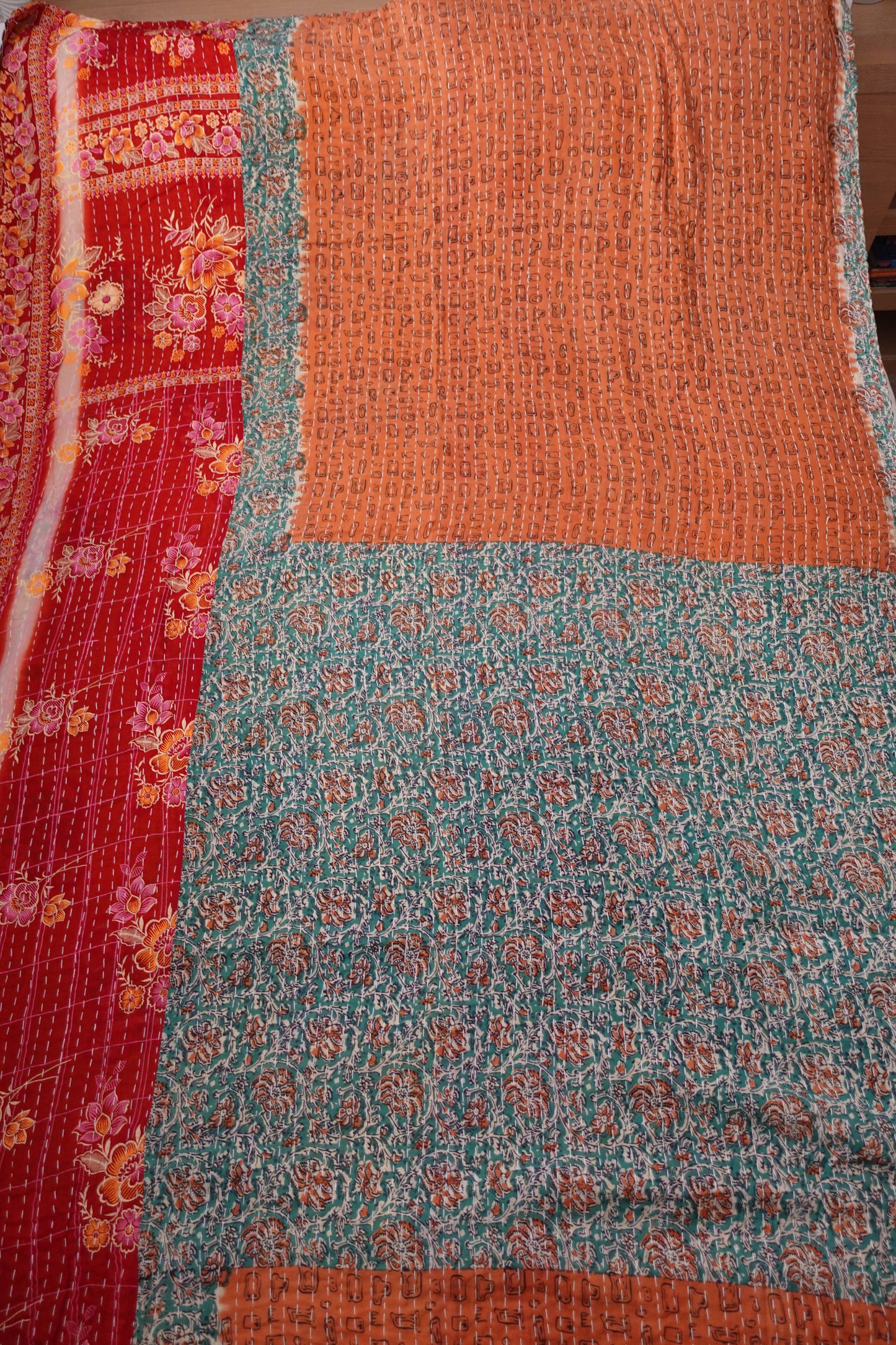 Reversable Vintage Sari Throw | 104