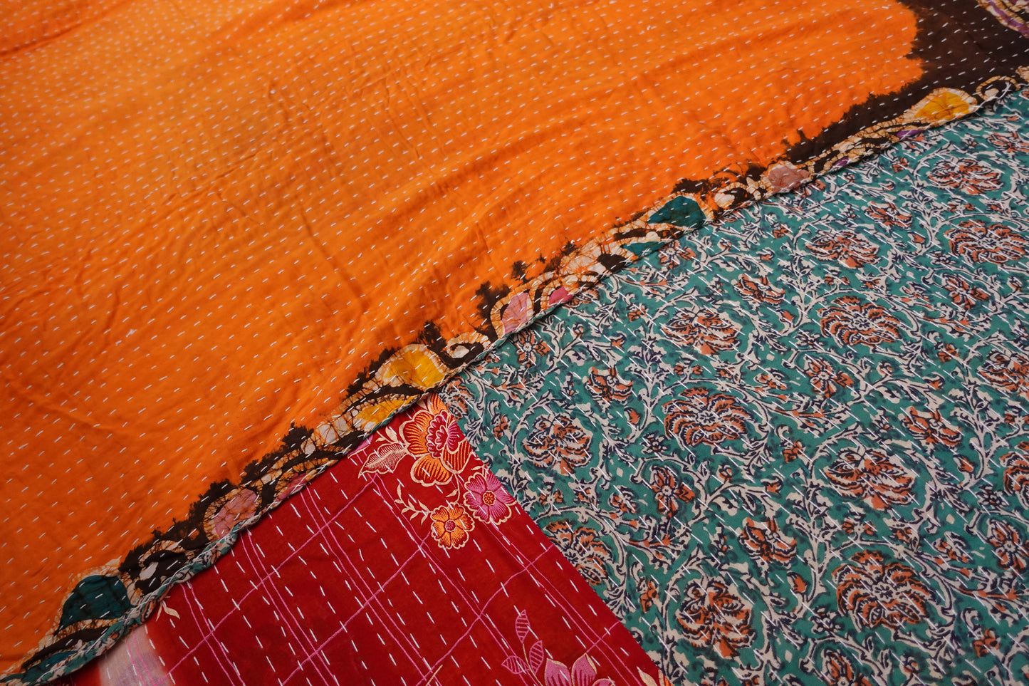 Reversable Vintage Sari Throw | 104