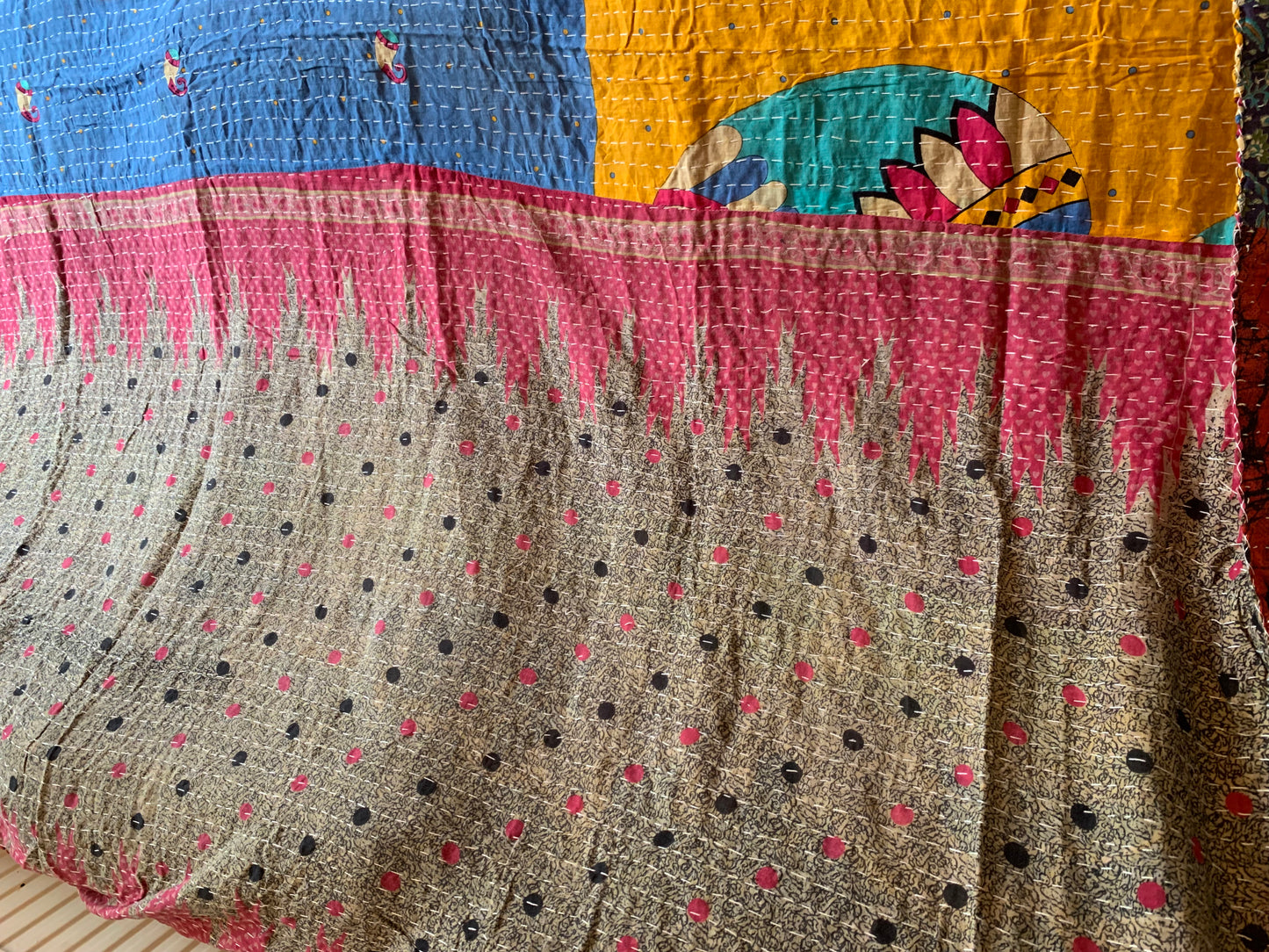 Reversable Vintage Sari Throw | 117