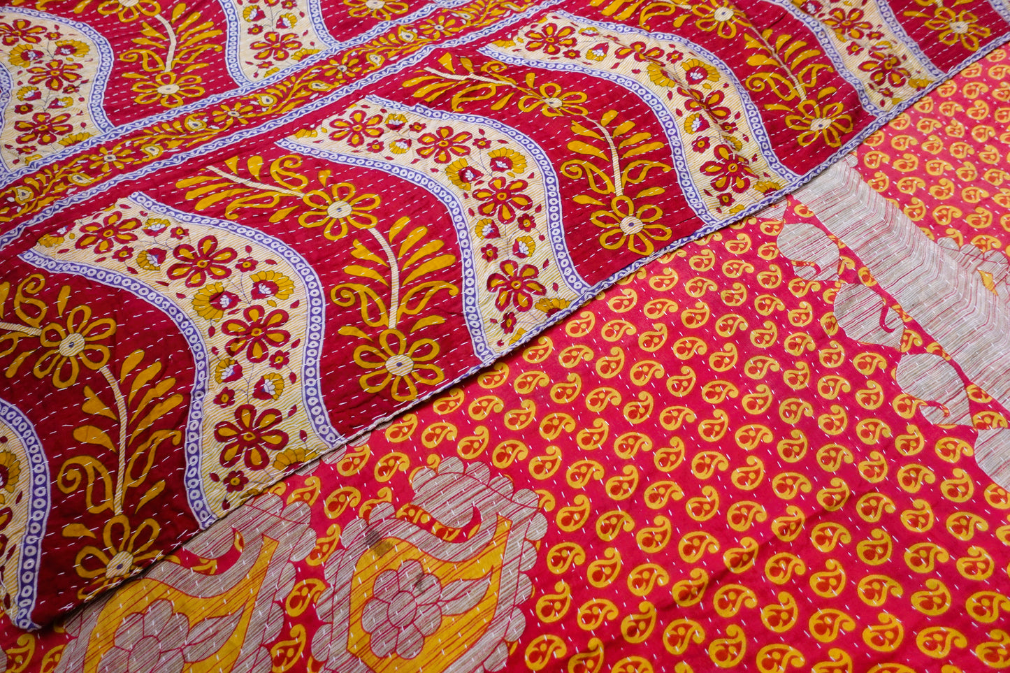 Reversable Vintage Sari Throw | 123