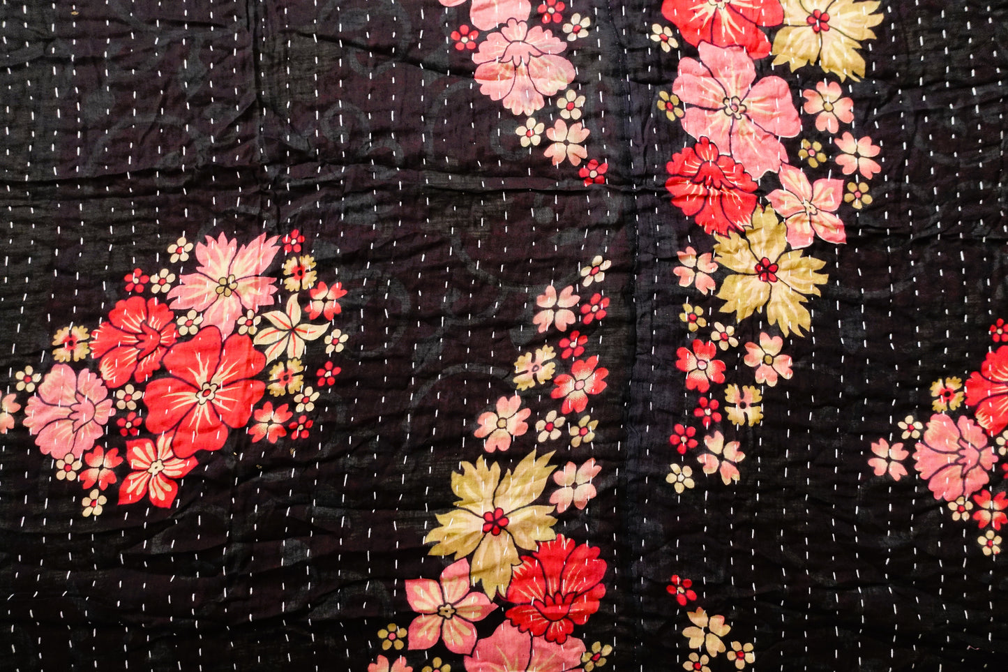Reversable Vintage Sari Throw | 131