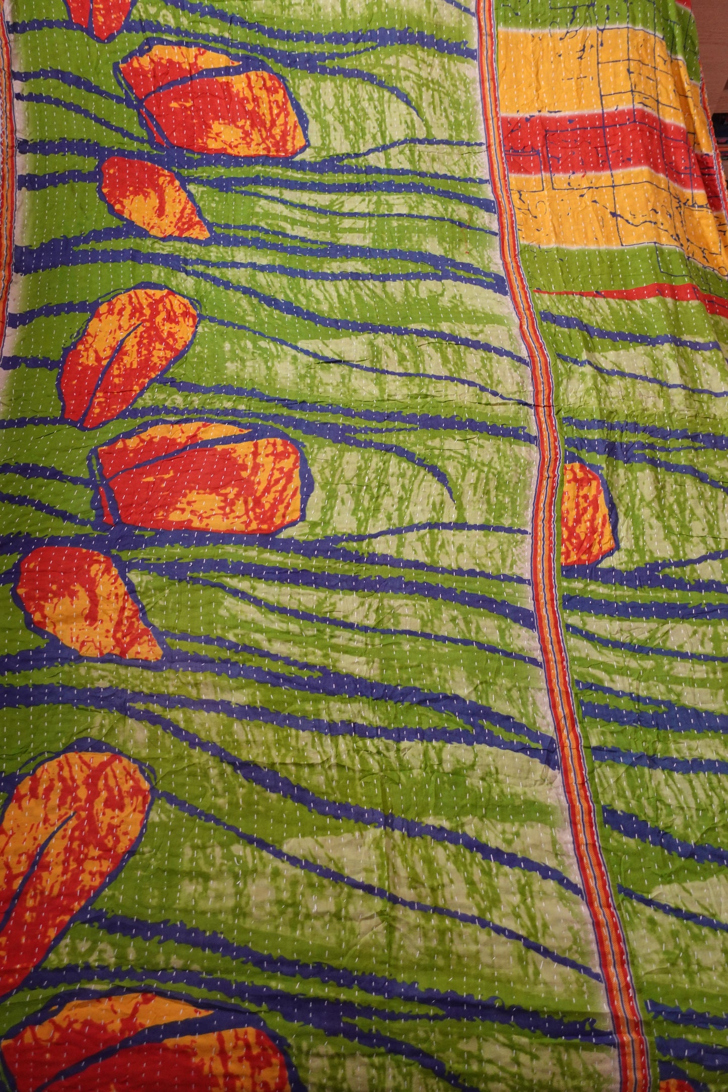 Reversable Vintage Sari Throw | 141