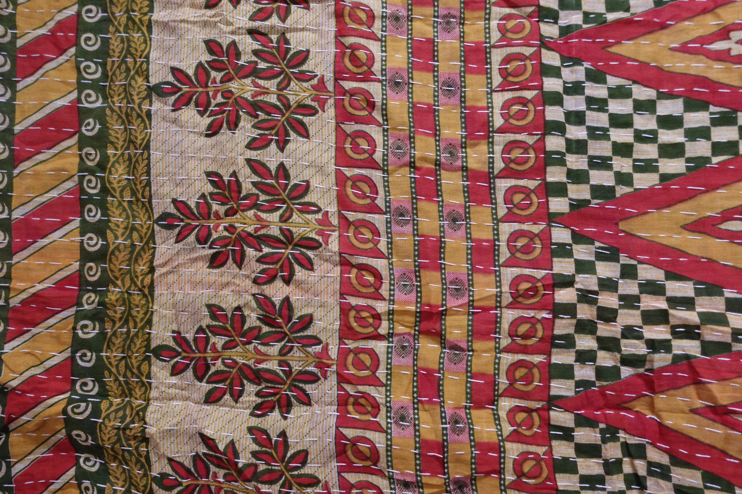 Reversable Vintage Sari Throw | 141