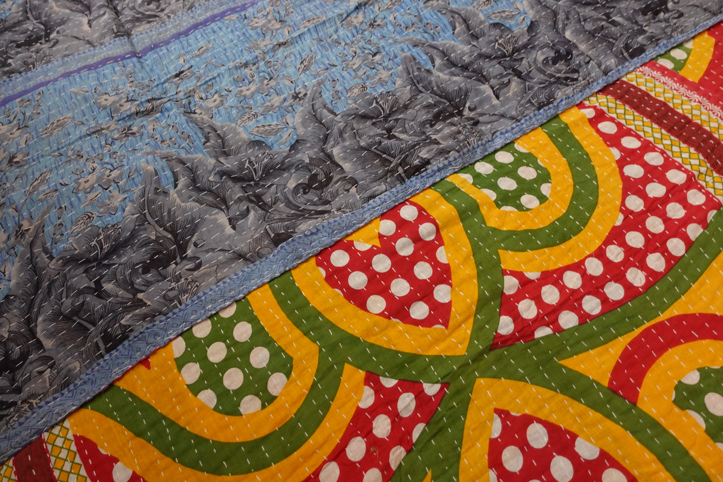 Reversable Vintage Sari Throw | 145