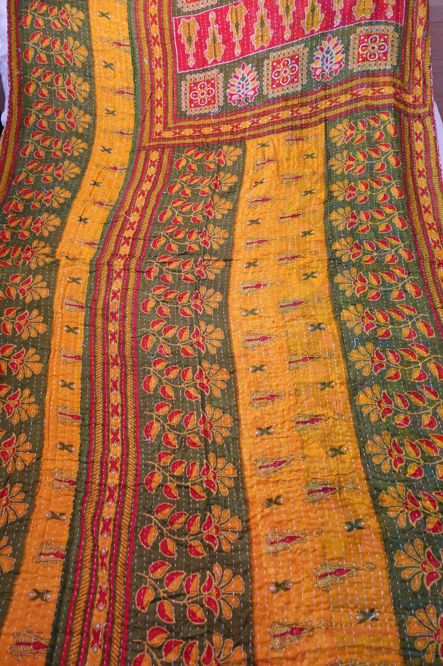 Reversable Vintage Sari Throw | 147