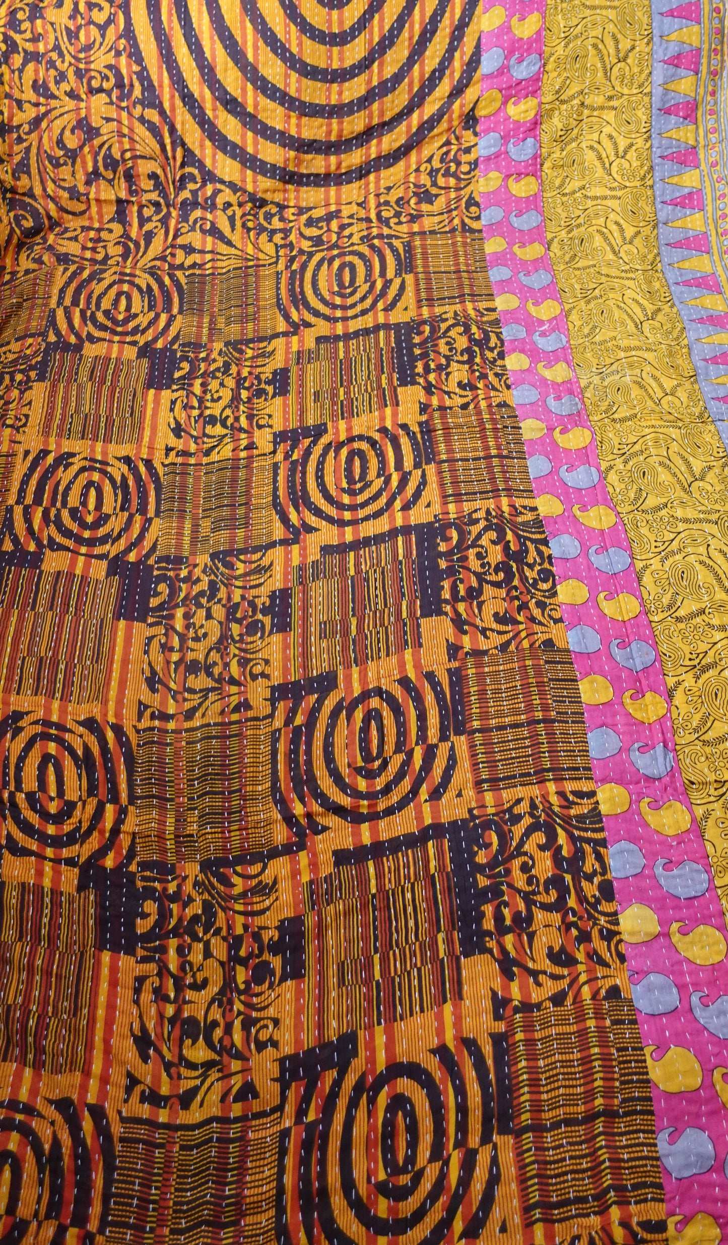 Reversable Vintage Sari Throw | 169